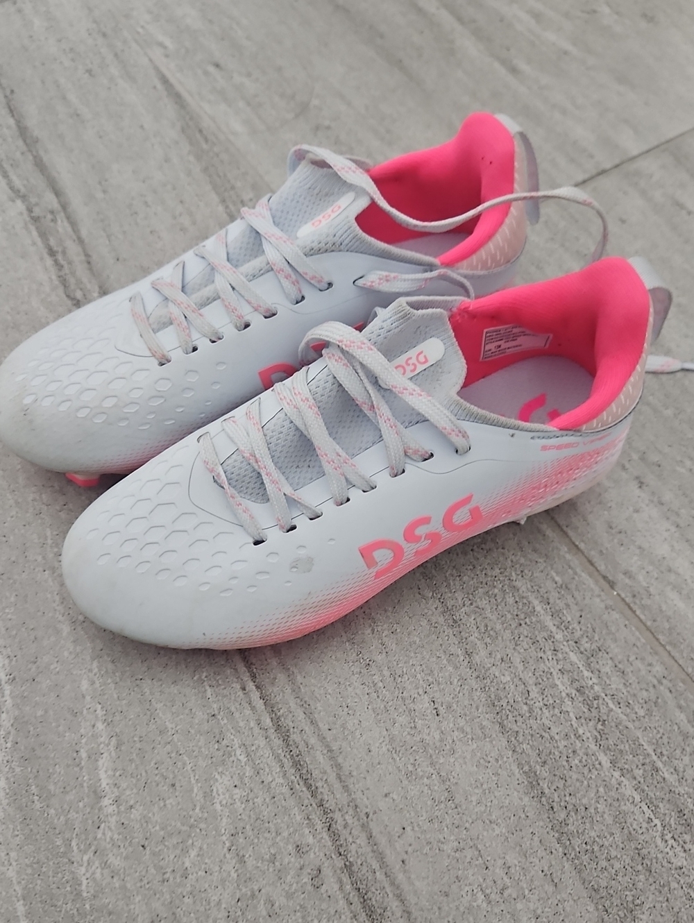 DSG Kids White and Hot Pink Soccer Cleats